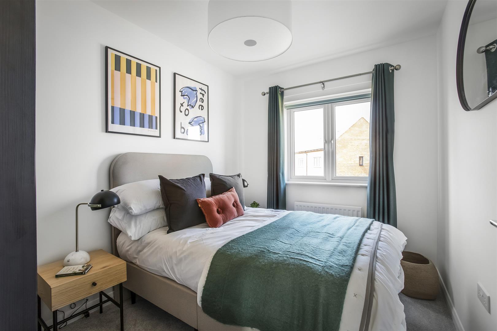 3 bed property in Heathcote Street, Dartford